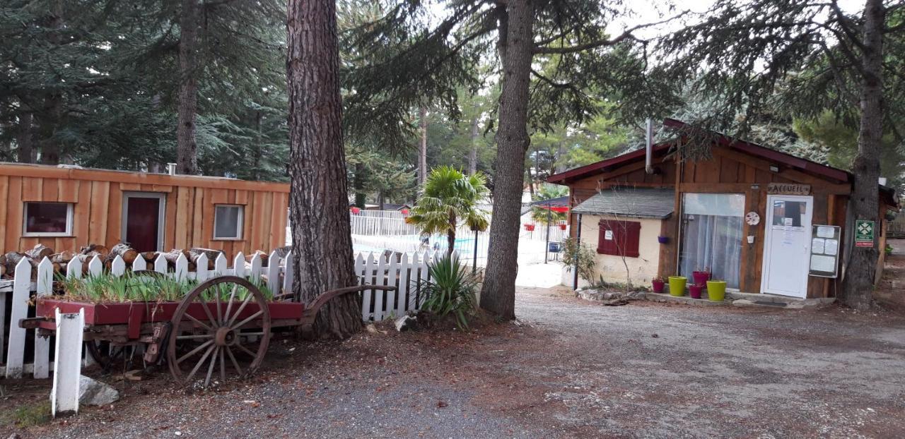 Camping La Source Sournia Dış mekan fotoğraf