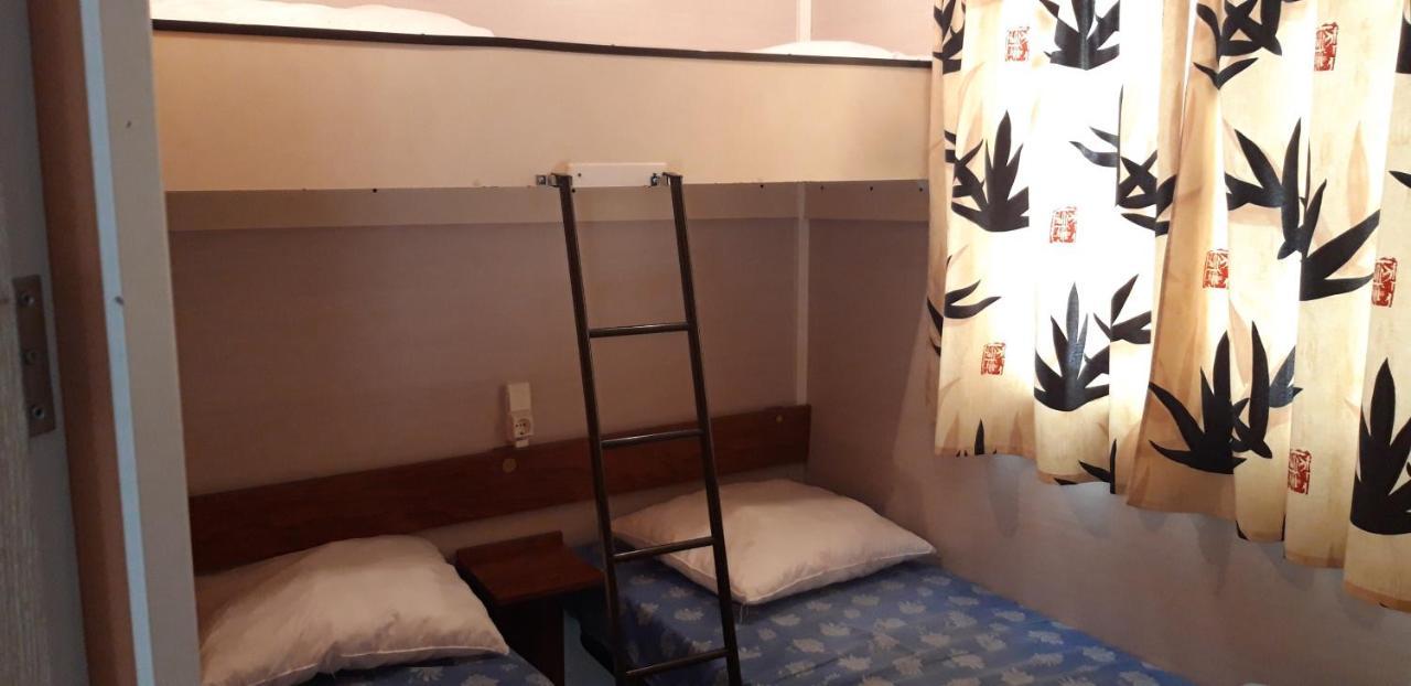 Camping La Source Sournia Dış mekan fotoğraf