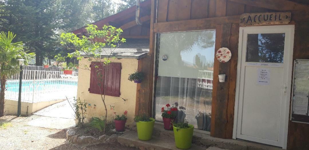 Camping La Source Sournia Dış mekan fotoğraf